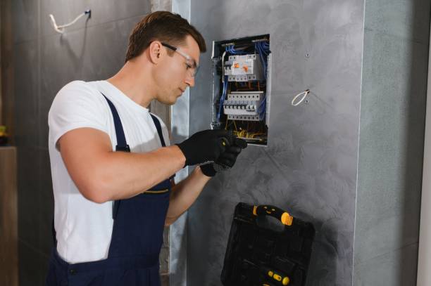 Best Local Electrician Companies  in Timberwood Park, TX